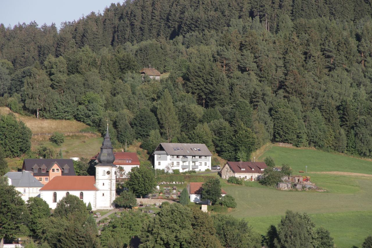 Ferienwohnung Haus Am Durrberg "St. Hubertus" فأرمينشتآينآخ المظهر الخارجي الصورة